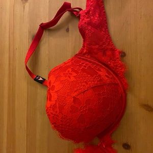 Victoria’s Secret Red Lace Push Up Bra 34D